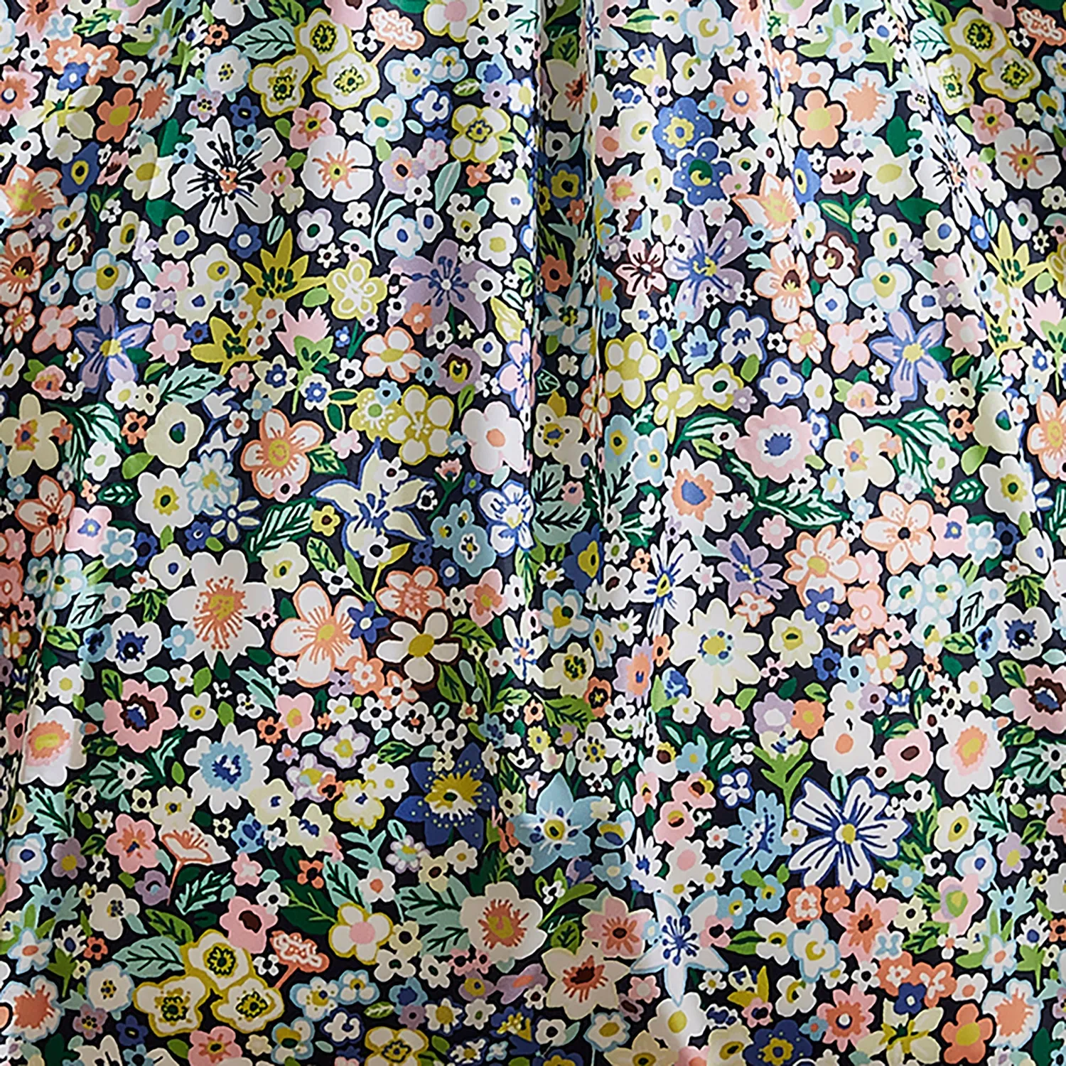 Ulster Weavers Confetti Floral mulepose medium multifarvet