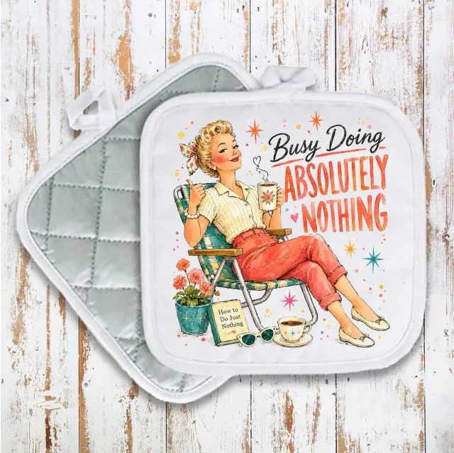Avery Lane Gifts Housewives Busy Doing Absolutely Nothing grydelap 20 cm bomuld