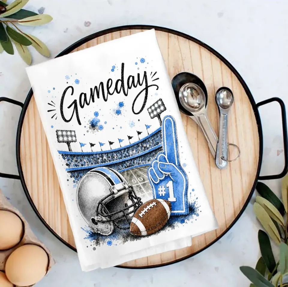 Avery Lane Gifts Gameday Football viskestykke lyseblå