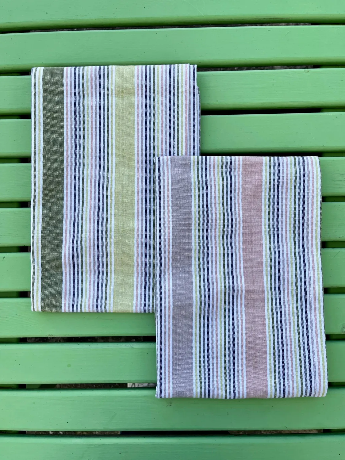 Solwang viskestykke støvet pastel økologisk