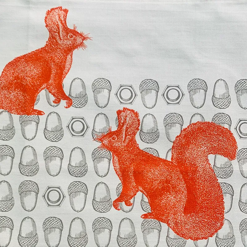 Thornback & Peel Squirrel & Nut viskestykke 50x70 bomuld