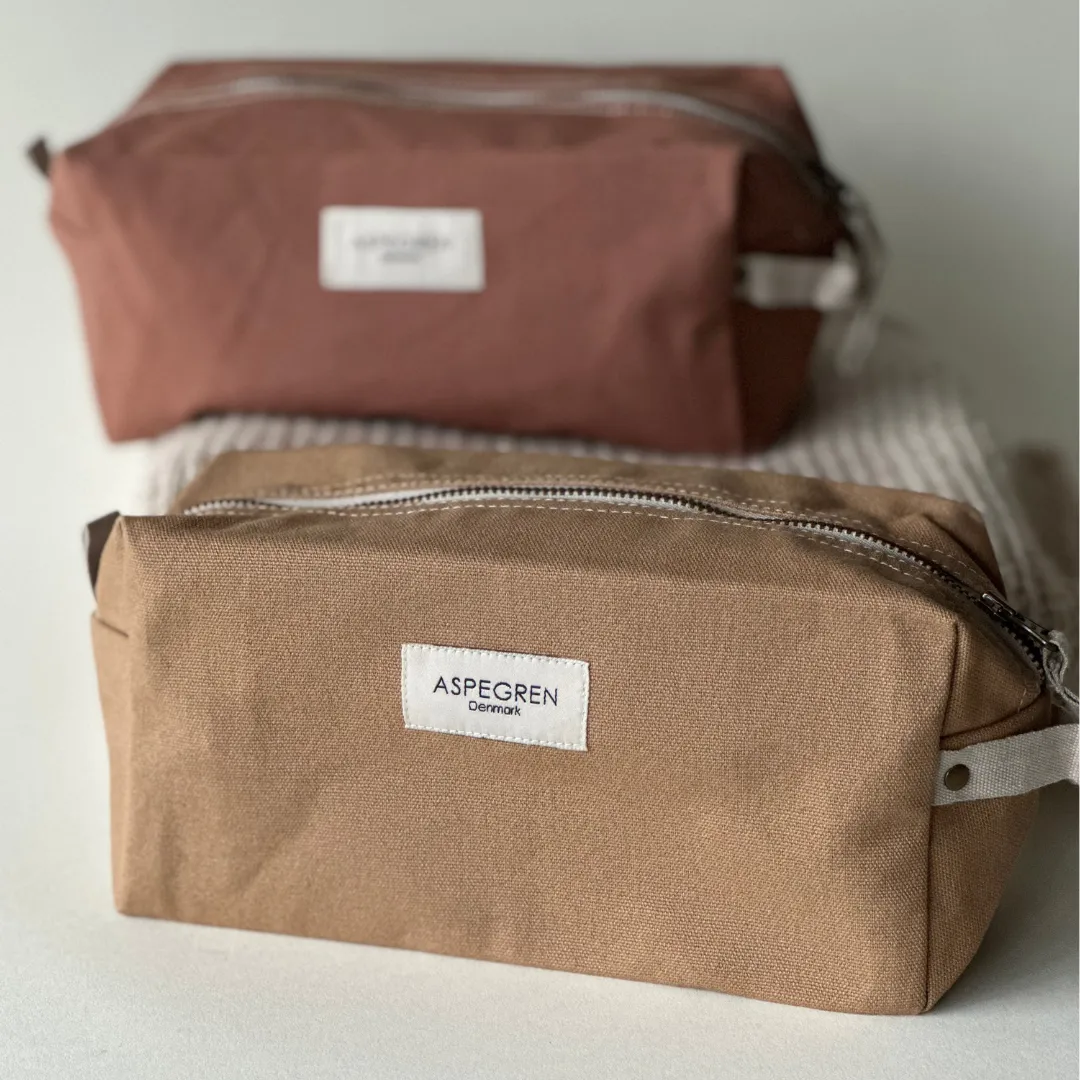 AspEgren Lark cube toilettaske small 10x10x22 kanvas