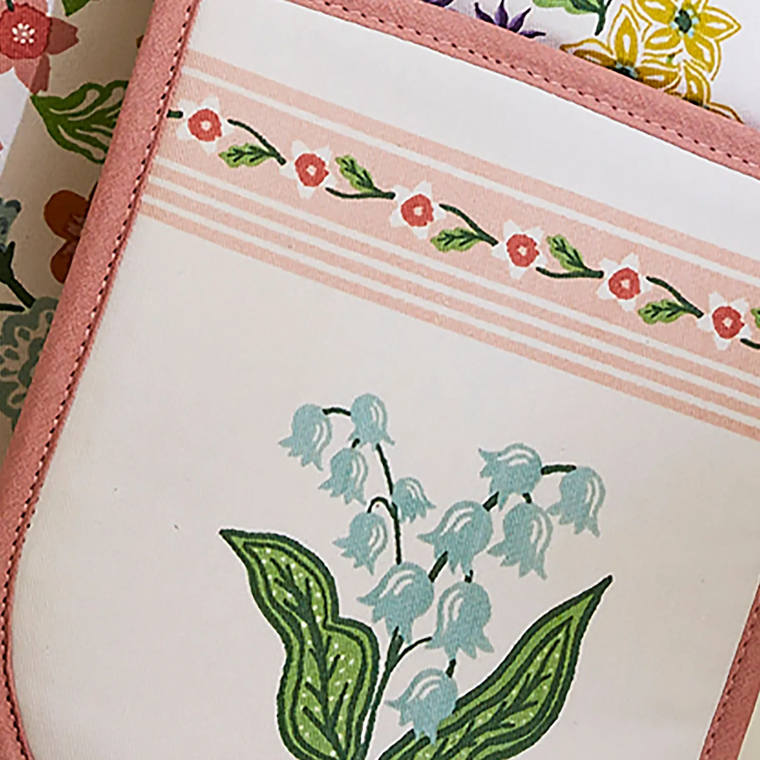 Ulster Weavers Petals & Prose ovnhandske dobbelt pink blomst