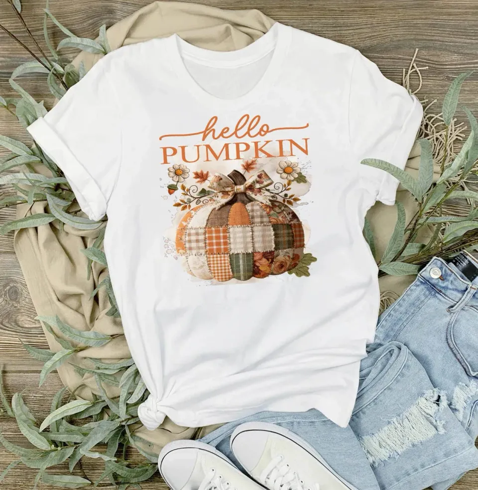 Avery Lane Gifts Fall Hello Pumpkin Quilted Patch T-shirt hvid