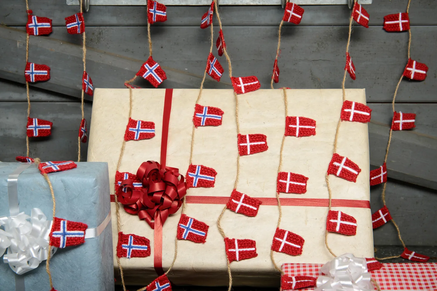 Solwang flagguirlande danske flag 10 stk bomuld