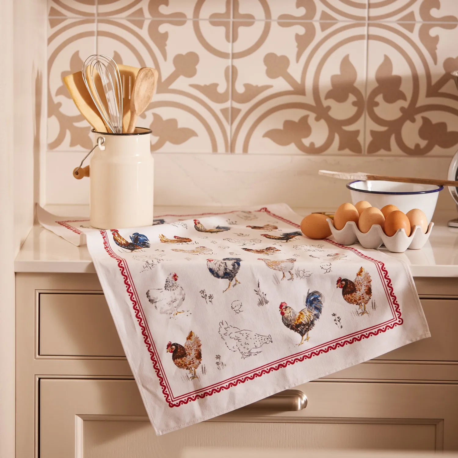 Ulster Weavers Farm Birds viskestykke bomuld rød