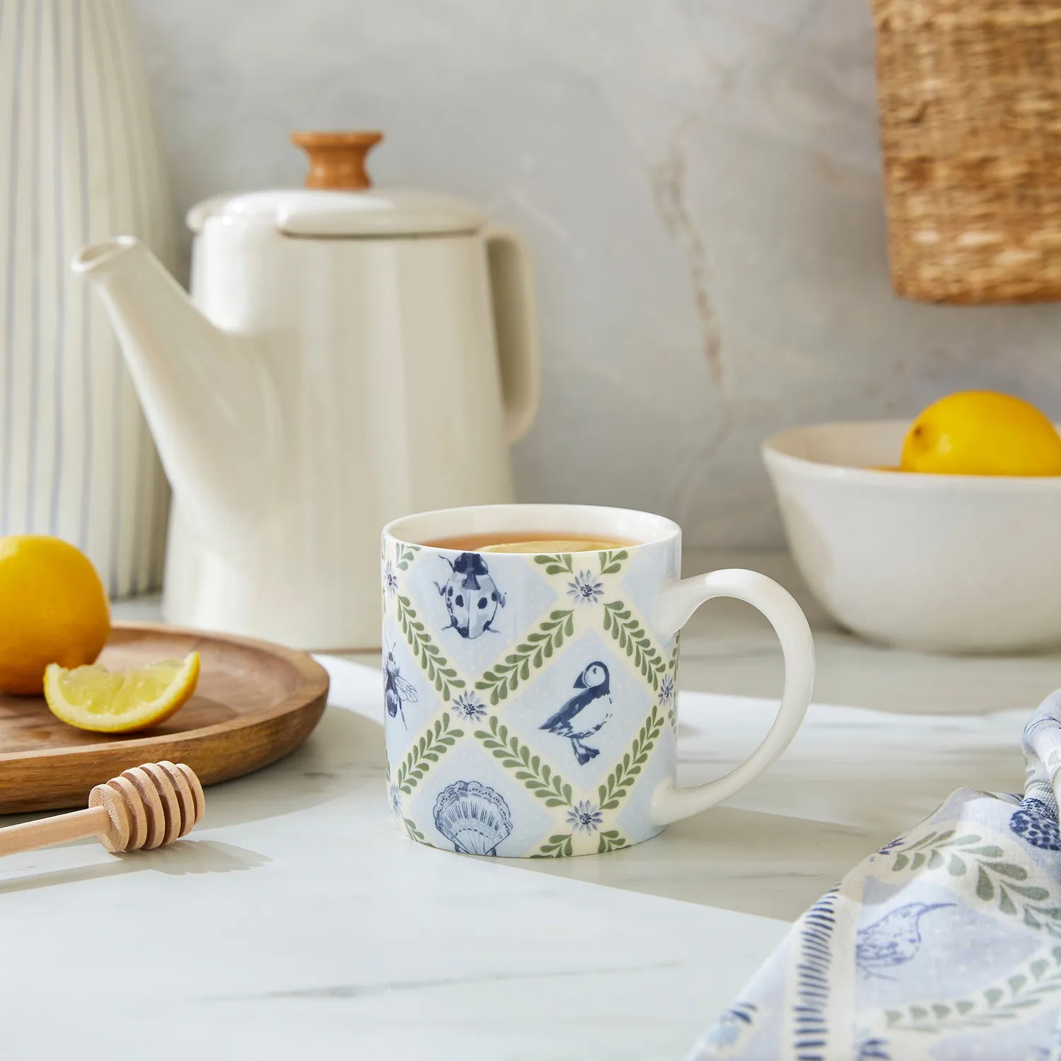 Ulster Weavers Coastal Treasures krus blå benporcelæn