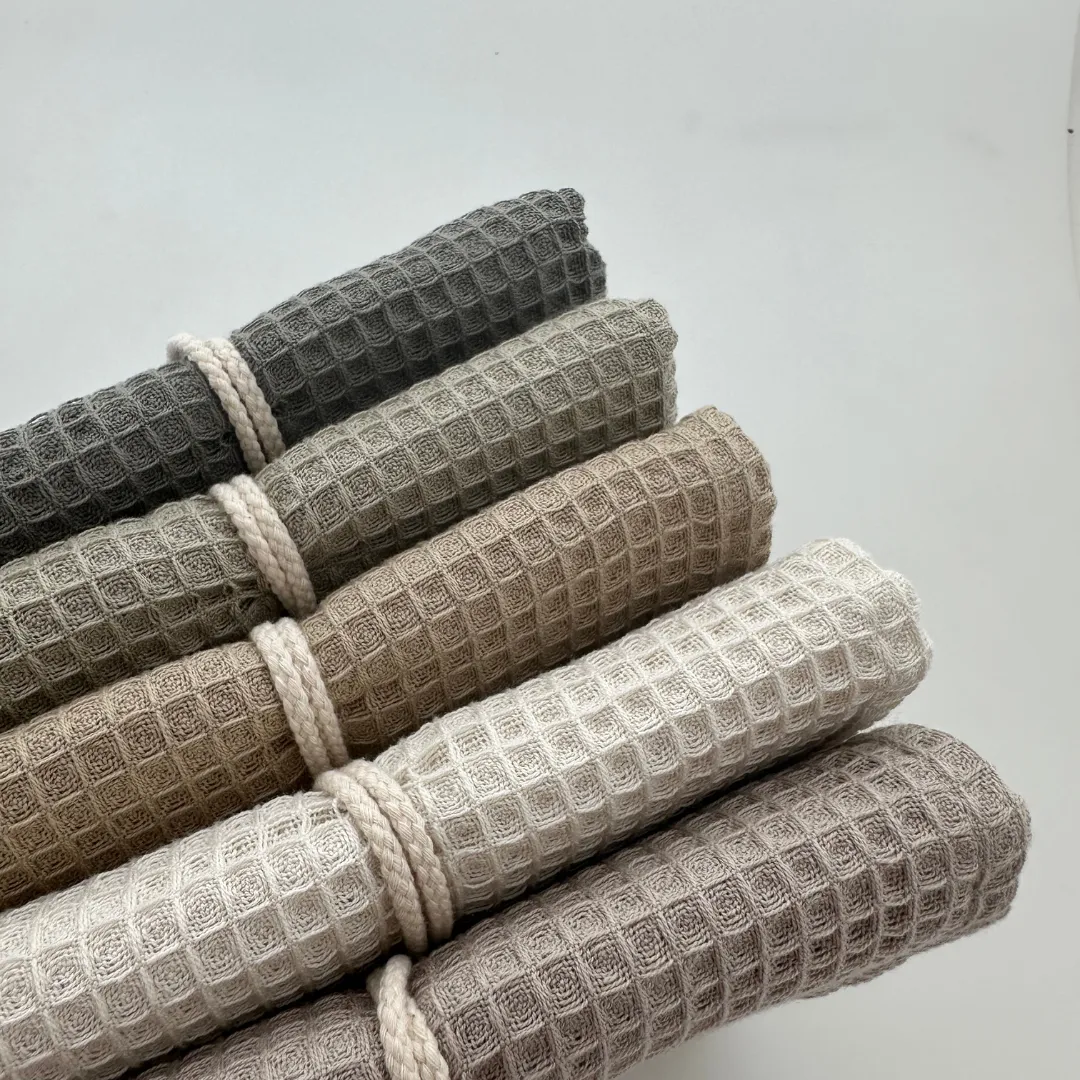 AspEgren North viskestykke Oyster Grey 50x70 cm økologisk bomuld