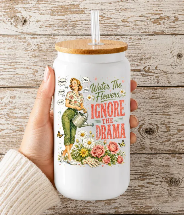 Avery Lane Gifts Ignore the Drama drikkeglas 473 ml med låg