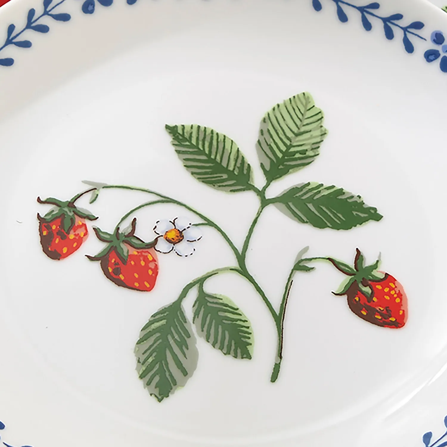 Ulster Weavers Strawberry Patch sidetallerken porcelæn grøn