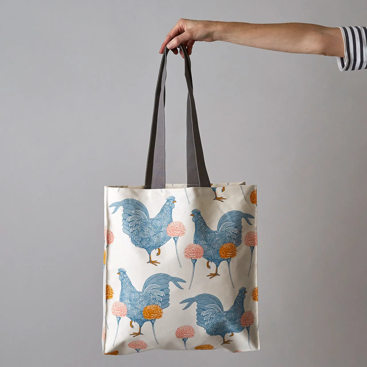 Thornback & Peel Chicken & Carnation mulepose canvas