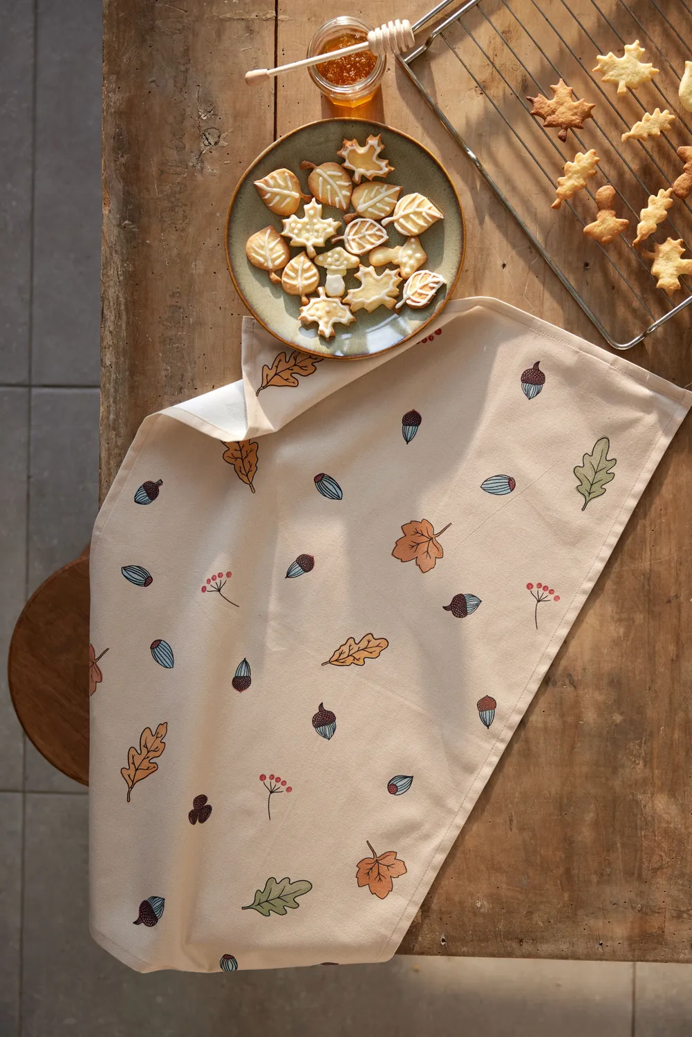 Coucke Autumn Charms viskestykke beige 50x75 cm trykt