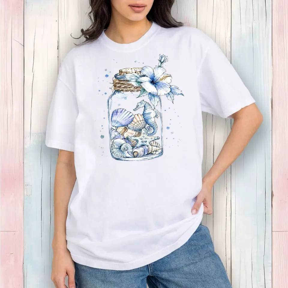 Avery Lane Gifts Coastal Blue Sea Shells in a Jar T-shirt hvid